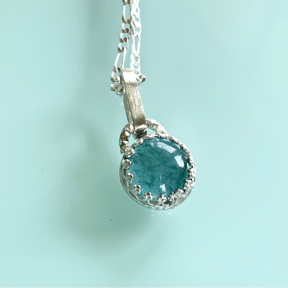 Dainty Deep blue aquamarine pendant. - Picture 8 of 10